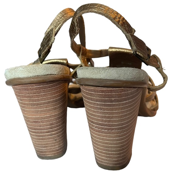 Enzo Angiolini I Gold Leather Sandals - Picture 5 of 9